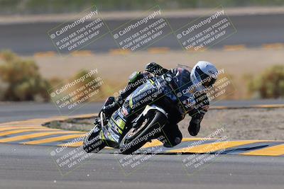 media/Oct-08-2022-SoCal Trackdays (Sat) [[1fc3beec89]]/Turn 14 (1050am)/